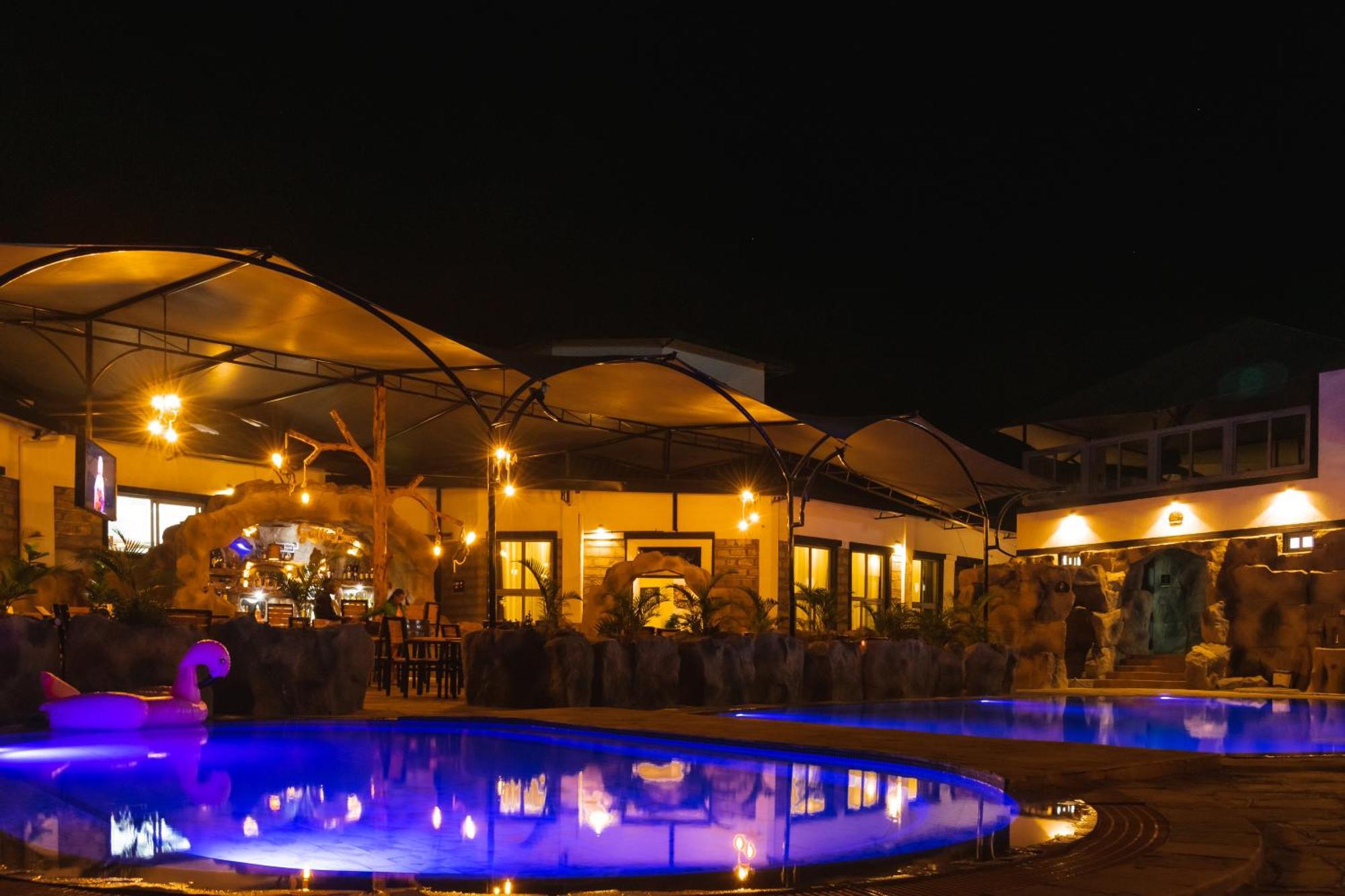 Avian Court Penthouse Aparthotel Naivasha Bagian luar foto