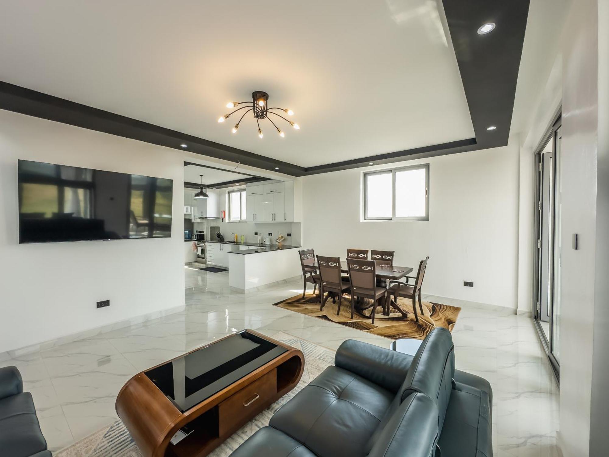 Avian Court Penthouse Aparthotel Naivasha Bagian luar foto